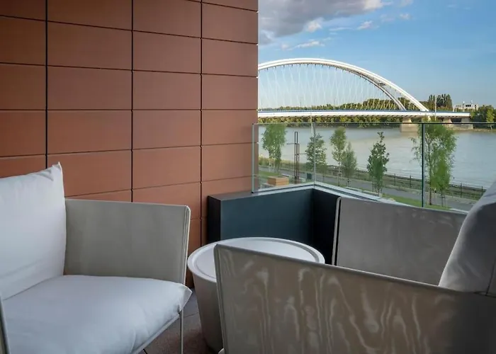 Eurovea Executive With Balcony 아파트 브라티슬라바